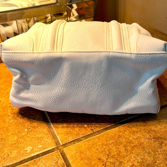 New Victoria’s Secret Handbag - Picture 7 of 7